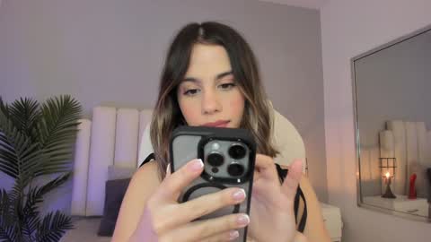 VALENTINA  online show from January 15, 2025, 4:36 am