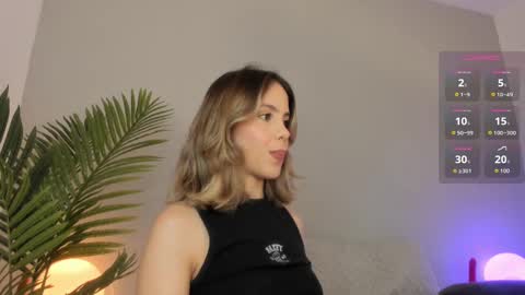 VALENTINA  online show from September 27, 2025, 1:54 am