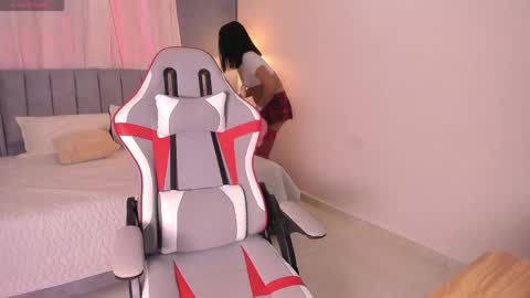 Snapshot of valentina_noa chatting on May 26, 2026, 12:34 pm Valentina online show from May 26, 2026, 12:34 pm