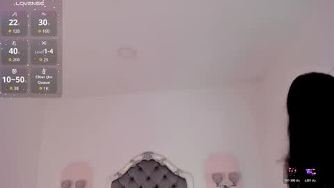 Snapshot of valentina_ross_ chatting on March 3, 2026, 12:00 pm Valentina online show from March 3, 2026, 12:00 pm