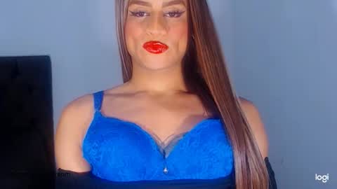 Snapshot of valentinaxxxdoll chatting on May 24, 2026, 9:09 pm VALENTINA online show from May 24, 2026, 9:09 pm