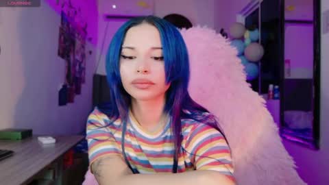 Danielle  Please help me to reach 300 thumbs up online show from November 9, 2025, 7:06 am