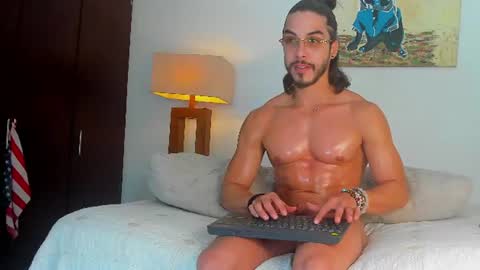 Snapshot of valentinocorleone_ chatting on June 12, 2026, 3:55 pm VALENTINO online show from June 12, 2026, 3:55 pm