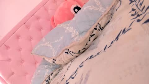 Vale Toro  online show from September 29, 2025, 1:49 pm