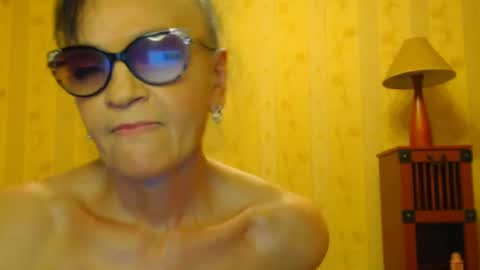 Snapshot of valenttijm3851 chatting on March 9, 2025, 11:58 am valentijm online show from March 9, 2025, 11:58 am