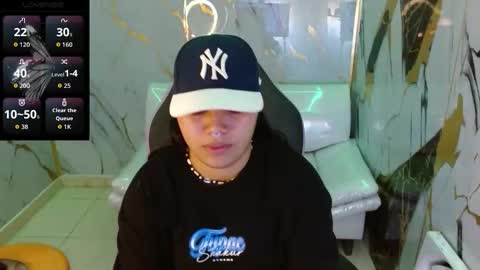 valeri_harpers4 online show from March 29, 2026, 3:34 pm