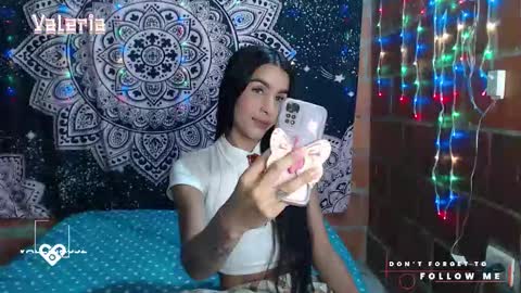 valeria online show from November 17, 2025, 12:16 am