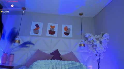 valeria_carter_ online show from November 11, 2025, 10:10 pm