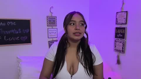 valeria online show from March 13, 2026, 2:29 am