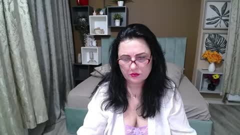 valeriasmiths online show from June 9, 2026, 5:41 am