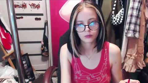 Snapshot of valeriaxkiss chatting on January 8, 2025, 4:33 pm ValeriaXKiss online show from January 8, 2025, 4:33 pm