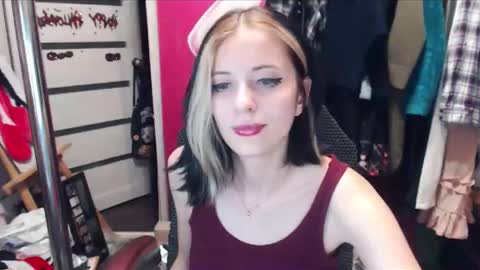 Snapshot of valeriaxkiss chatting on January 11, 2025, 6:12 pm ValeriaXKiss online show from January 11, 2025, 6:12 pm