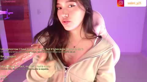 Valeri online show from March 4, 2026, 4:29 am