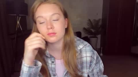 Snapshot of valericherry chatting on May 26, 2026, 2:46 pm ValeriCherry online show from May 26, 2026, 2:46 pm