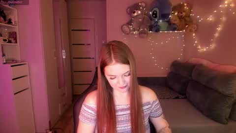Snapshot of valerie_cutee chatting on February 24, 2026, 3:32 pm Lera online show from February 24, 2026, 3:32 pm
