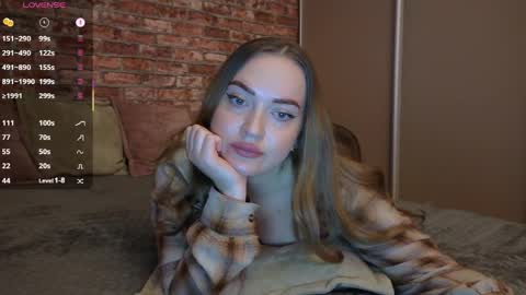 Snapshot of valerie_kiss chatting on April 23, 2026, 5:37 pm Valerie online show from April 23, 2026, 5:37 pm