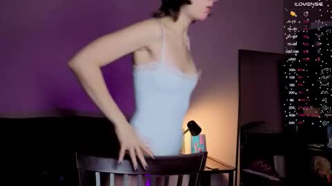 Kristi moony online show from October 31, 2025, 10:55 pm