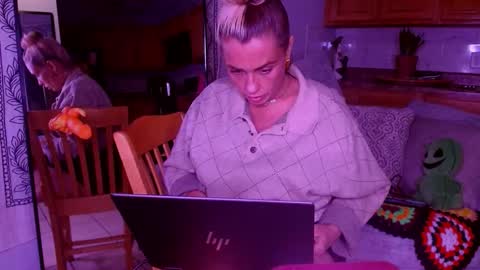 Snapshot of valerie_virago chatting on February 16, 2026, 11:39 am Valerie Virago online show from February 16, 2026, 11:39 am