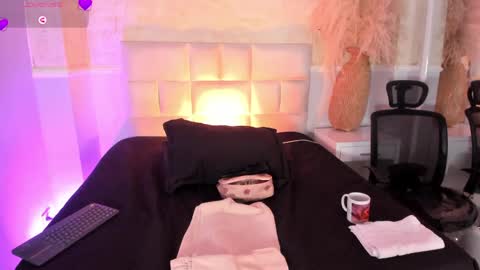 Snapshot of valeriekhaleesi chatting on April 15, 2026, 9:37 pm valeriekhaleesi online show from April 15, 2026, 9:37 pm