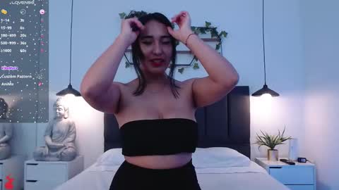 Snapshot of valerigh_ chatting on February 10, 2025, 7:49 pm VALERI online show from February 10, 2025, 7:49 pm