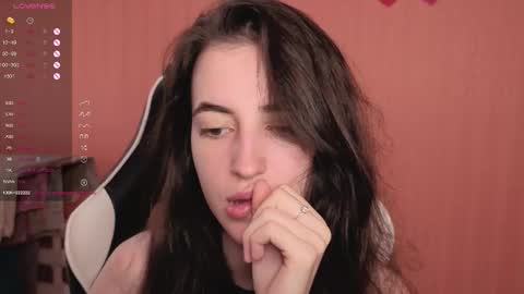 valeritiio online show from September 14, 2025, 3:27 am