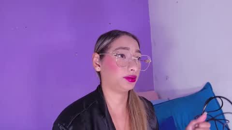 Valeryn online show from November 21, 2025, 3:16 am