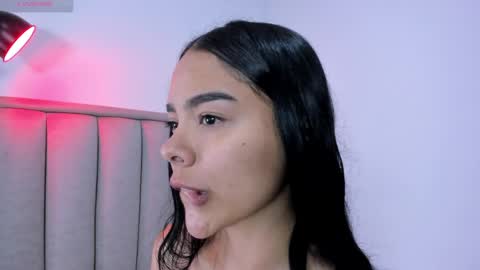 Cris  online show from April 14, 2026, 2:17 am