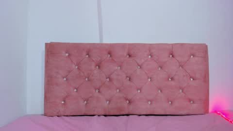 valery_adams13 online show from April 11, 2026, 10:52 am