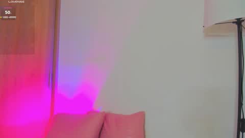 Snapshot of valery_kils chatting on October 26, 2025, 10:58 pm VALERY online show from October 26, 2025, 10:58 pm