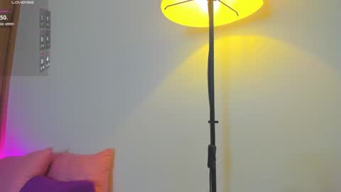 Snapshot of valery_kils chatting on October 30, 2025, 2:13 am VALERY online show from October 30, 2025, 2:13 am