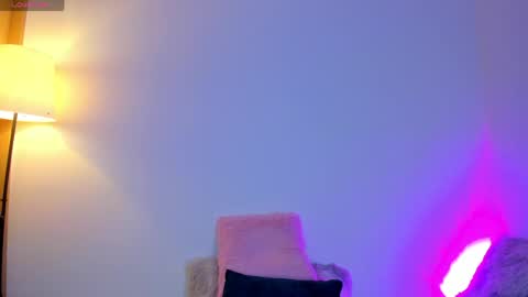 Snapshot of valery_kils chatting on May 15, 2026, 12:39 am VALERY online show from May 15, 2026, 12:39 am
