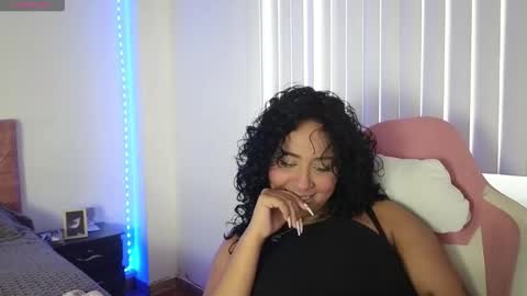 Snapshot of valery_lovex_ chatting on February 7, 2026, 10:24 pm valery_lovex_ online show from February 7, 2026, 10:24 pm