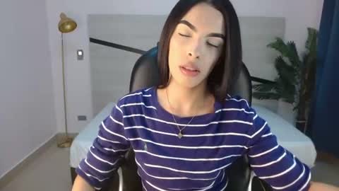 Snapshot of valery_restrepo chatting on July 24, 2026, 8:51 pm valery_restrepo online show from July 24, 2026, 8:51 pm