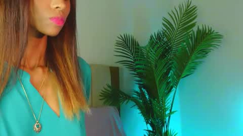 Snapshot of valery_swan1 chatting on February 3, 2026, 2:10 am Valery swan1 online show from February 3, 2026, 2:10 am