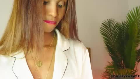Snapshot of valery_swan1 chatting on February 15, 2026, 7:49 am Valery swan1 online show from February 15, 2026, 7:49 am