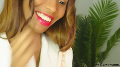 Snapshot of valery_swan1 chatting on February 18, 2026, 3:57 am Valery swan1 online show from February 18, 2026, 3:57 am