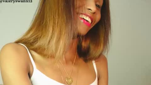 Snapshot of valery_swan1 chatting on March 3, 2026, 3:34 am Valery swan1 online show from March 3, 2026, 3:34 am