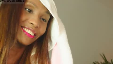 Snapshot of valery_swan1 chatting on March 6, 2026, 4:42 am Valery swan1 online show from March 6, 2026, 4:42 am