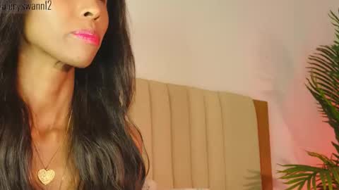 Snapshot of valery_swan1 chatting on March 13, 2026, 5:58 am Valery swan1 online show from March 13, 2026, 5:58 am