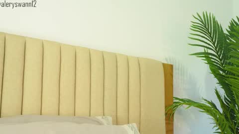 Snapshot of valery_swan1 chatting on March 15, 2026, 7:03 am Valery swan1 online show from March 15, 2026, 7:03 am