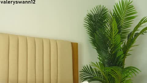 Snapshot of valery_swan1 chatting on April 11, 2026, 7:45 am Valery swan1 online show from April 11, 2026, 7:45 am