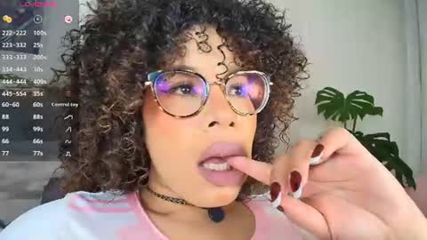 Snapshot of valeryharriz chatting on July 14, 2026, 3:44 am valeryharriz online show from July 14, 2026, 3:44 am