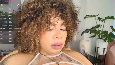 Snapshot of valeryharriz chatting on August 2, 2026, 3:43 pm valeryharriz online show from August 2, 2026, 3:43 pm