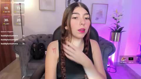  VALERYN online show from November 26, 2025, 7:37 pm