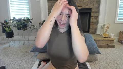 valerie online show from February 2, 2025, 2:24 pm