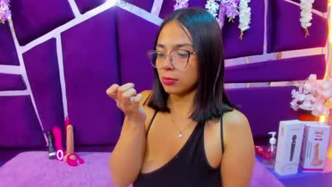 Snapshot of valerysweety__ chatting on July 15, 2026, 3:01 am ValerySweety online show from July 15, 2026, 3:01 am
