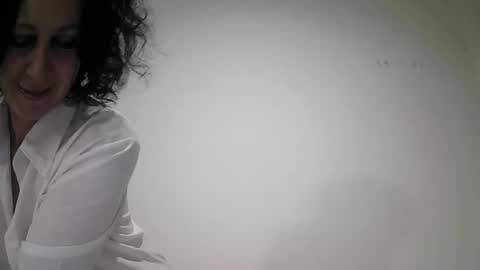 Snapshot of valerywin chatting on November 10, 2025, 12:09 am Valery Win online show from November 10, 2025, 12:09 am