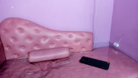 Snapshot of valeryysalasar chatting on July 14, 2026, 2:16 am valeryysalasar online show from July 14, 2026, 2:16 am