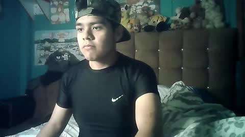 Snapshot of valesh20 chatting on October 28, 2025, 12:03 am Valesh19 online show from October 28, 2025, 12:03 am