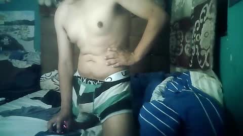 Snapshot of valesh20 chatting on November 23, 2025, 12:21 am Valesh19 online show from November 23, 2025, 12:21 am